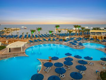 Beach Albatros Resort